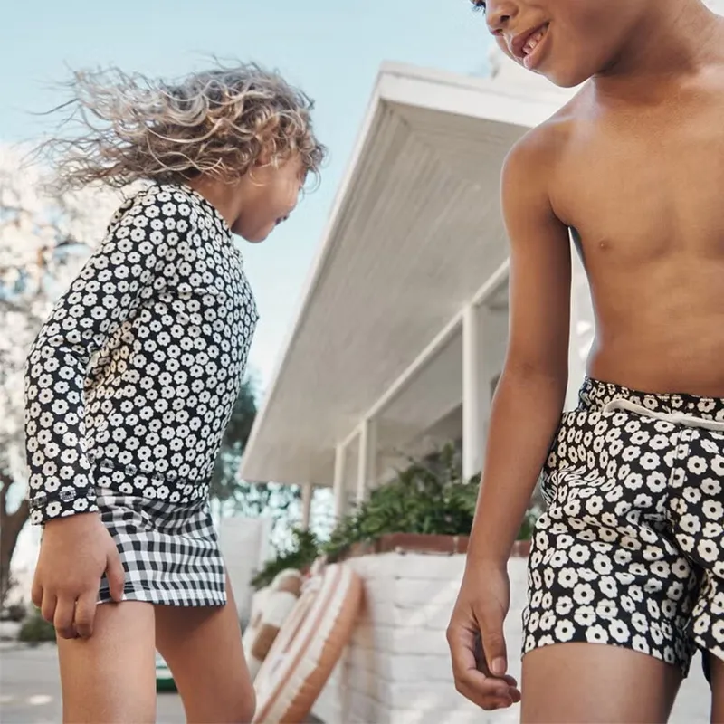 Maßgeschneiderte Mädchen-Shorts Großhandel Sommer Kinder Kinder Strandshorts zum Bedrucken